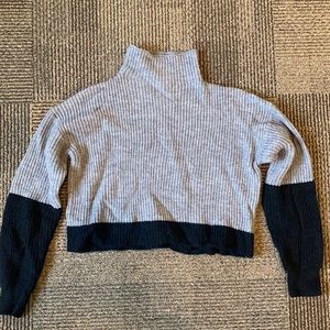 Cropped color block sweater, size M